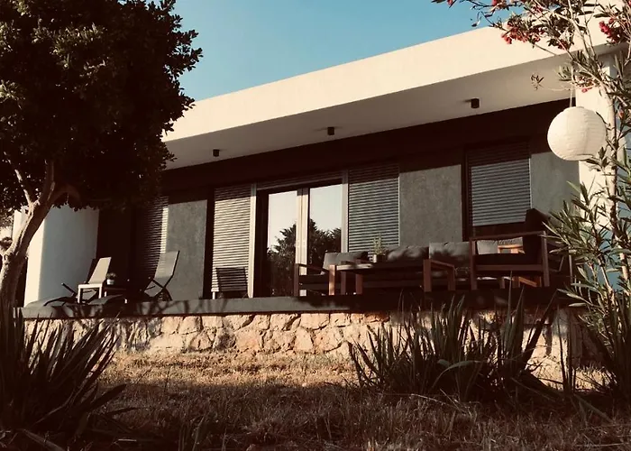 Holiday House Manoka